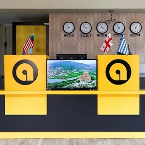 https://aura-plaza-hotel.alltbilisihotels.com